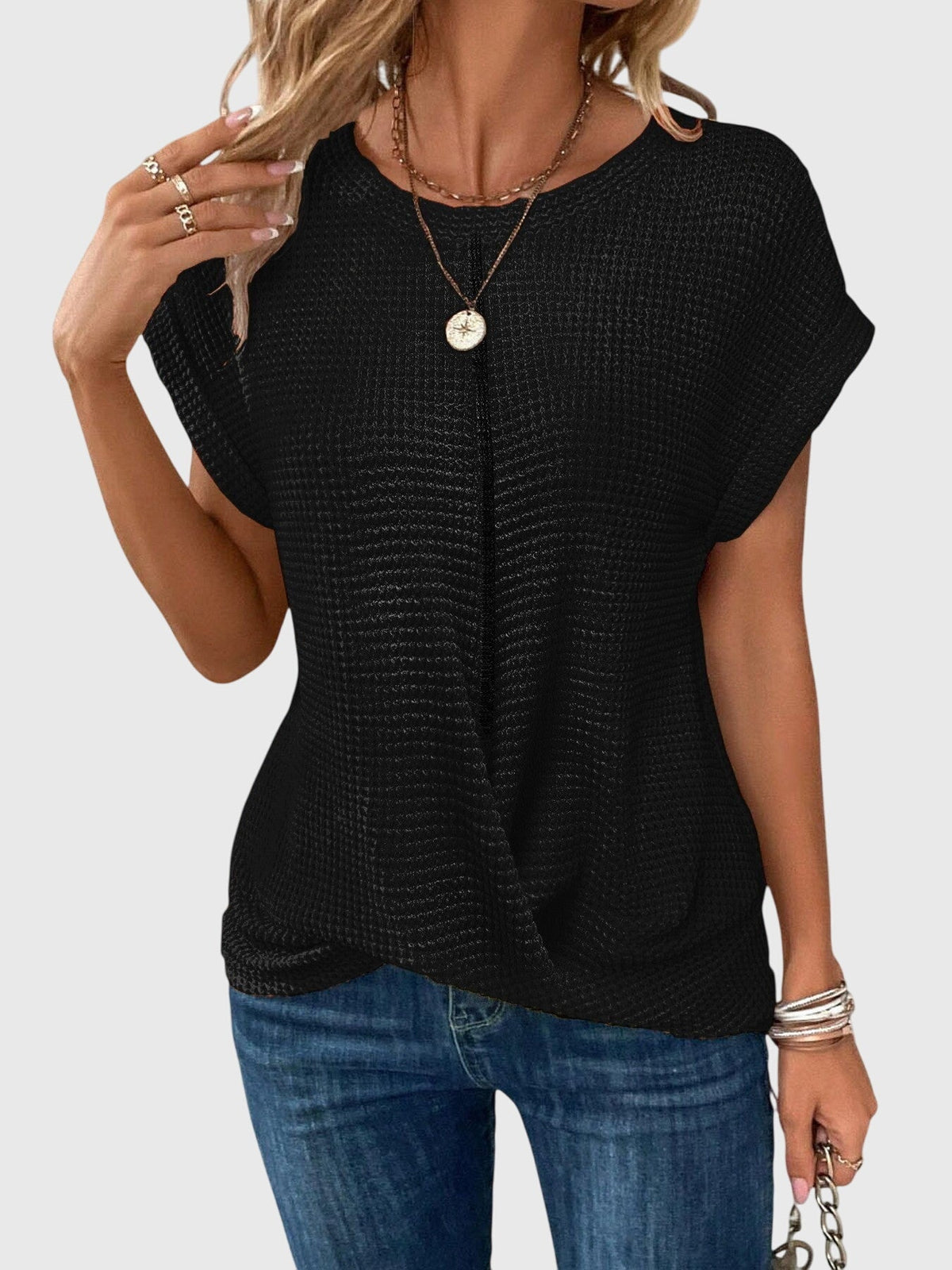 Isa™ | Elegant Blouse with Crew Neck